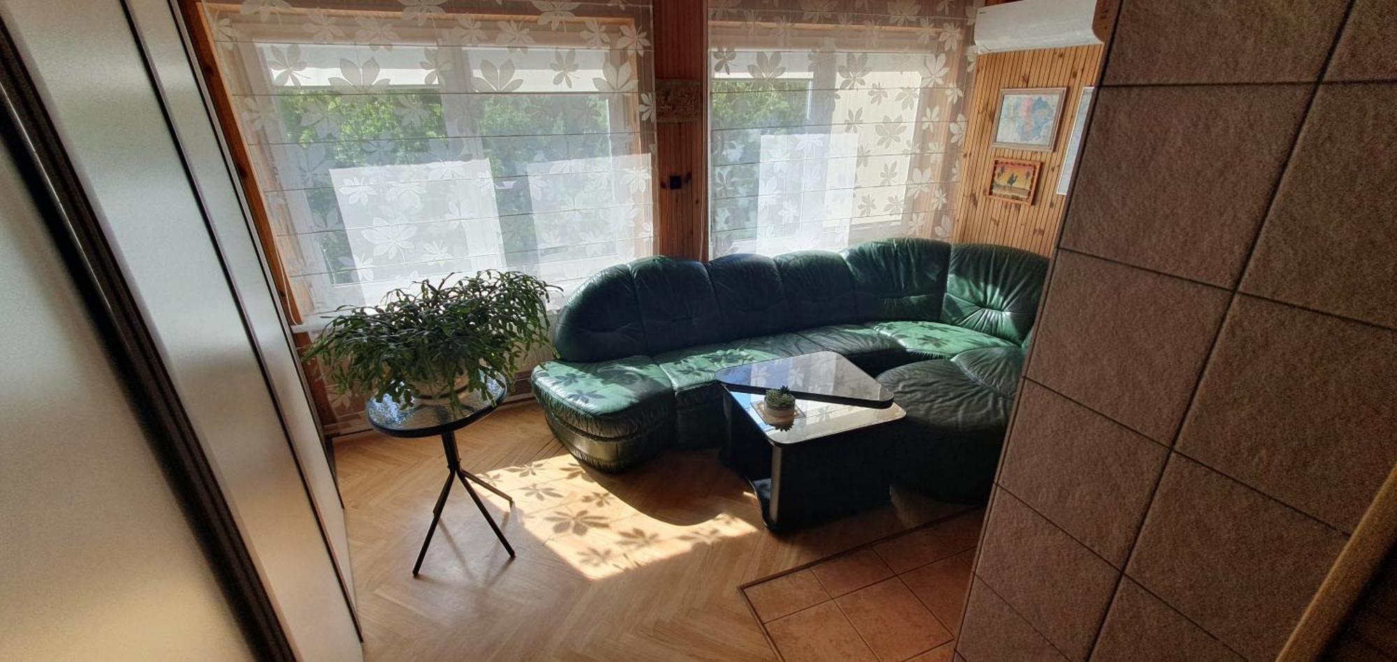 Aparthotel 2 ,,Cosy House Kaunas" & Parking Ngoại thất bức ảnh